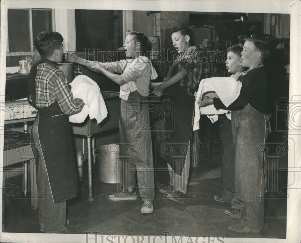 1949 Press Photo Arden Shore Boys comradeship - Historic Images