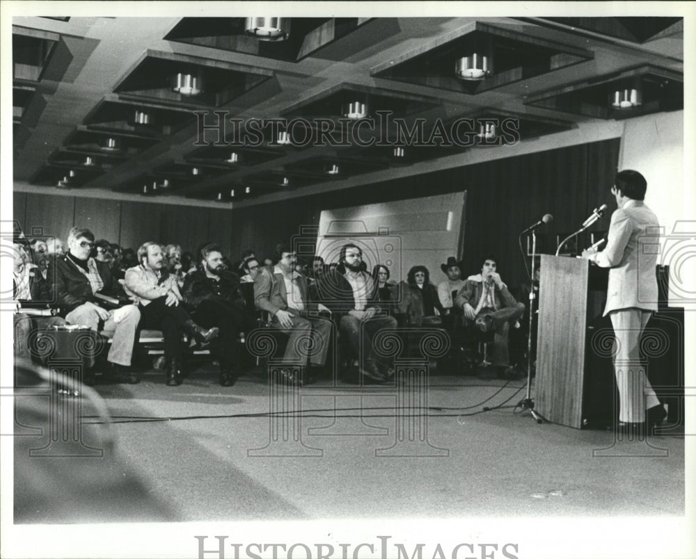 1981 Income tax Revolt Charles Riely - Historic Images