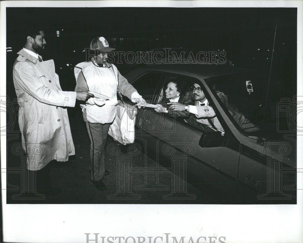 1984 Income tax Rickey Gibson Pat william - Historic Images