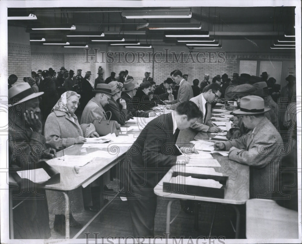 1960 Income tax Det - Historic Images