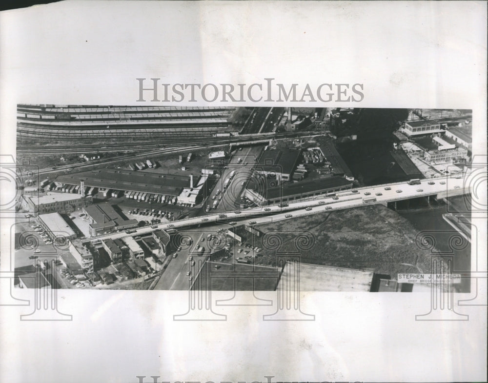 1956  Archer Avenue Bridge Ashland - Historic Images