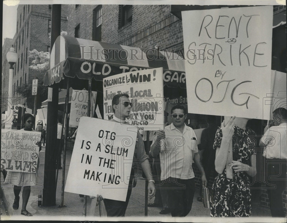 1966 Old Town Garden Apartment Rent Strike - Historic Images