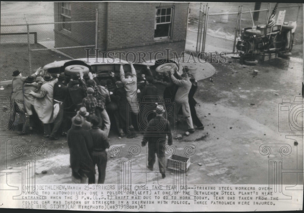 1941 Press Phot0 Steel workers overturned 2 cars - Historic Images
