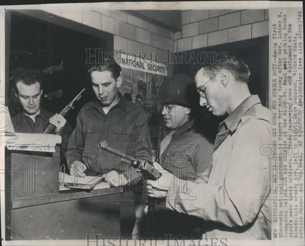 1948 Minnesota troops get guns for strike - Historic Images