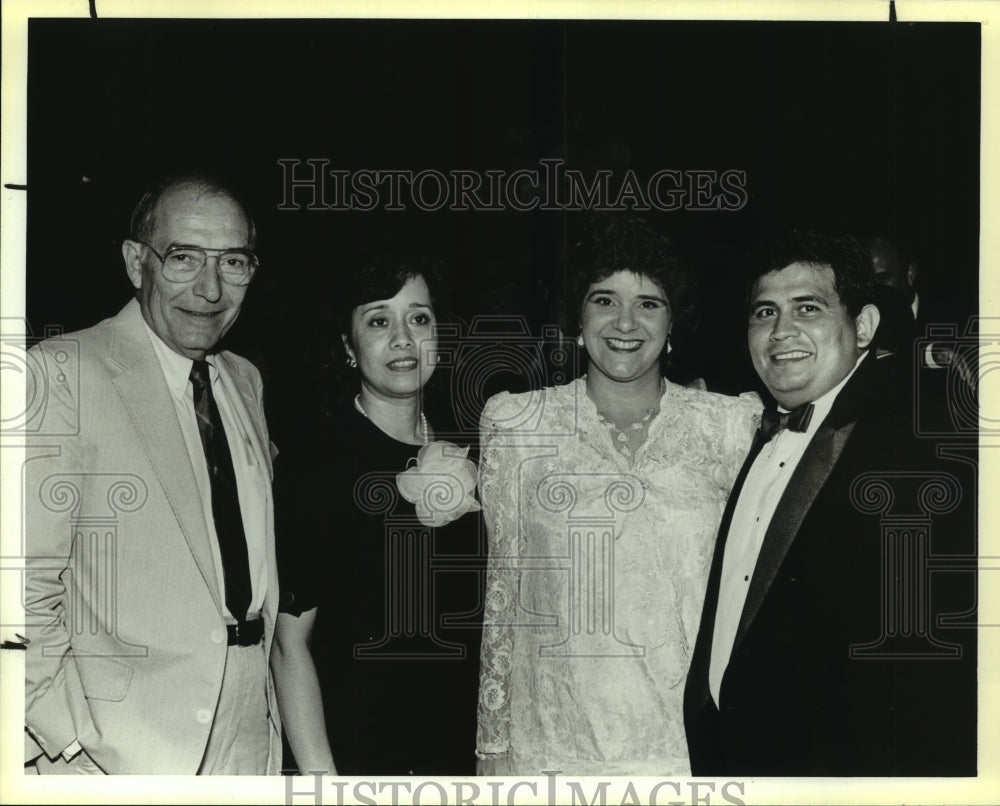 1988 Rick Aleman at &quot;Family of the Year&quot; Banquet with Others - Historic Images