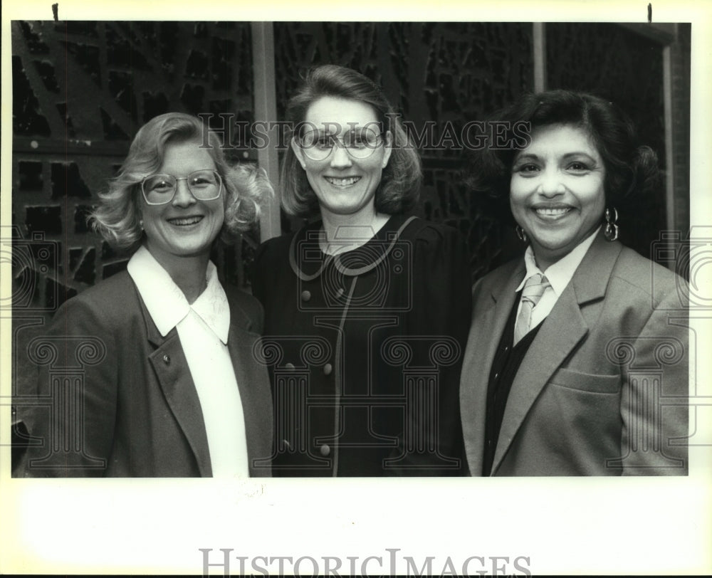 1991 Lila Aguirre, Leadership Loop Chair at Women&#39;s Chamber Meeting - Historic Images