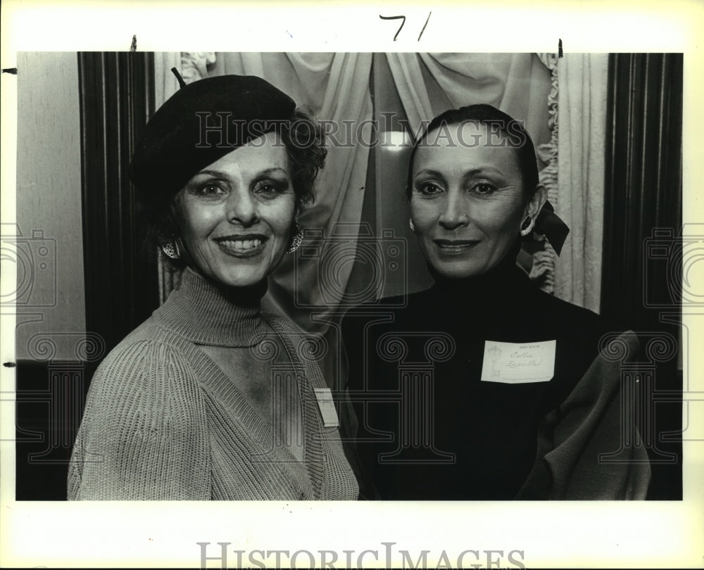 1986 Press Photo Orah Abramoff, Ariel House Key to the Arts Program Chairman - Historic Images