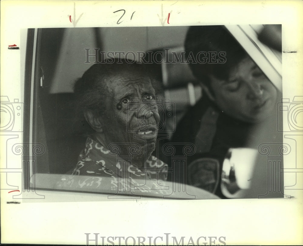 1988 Fred Watson Abernathy, Arrested on Stanfield and Fair Streets - Historic Images