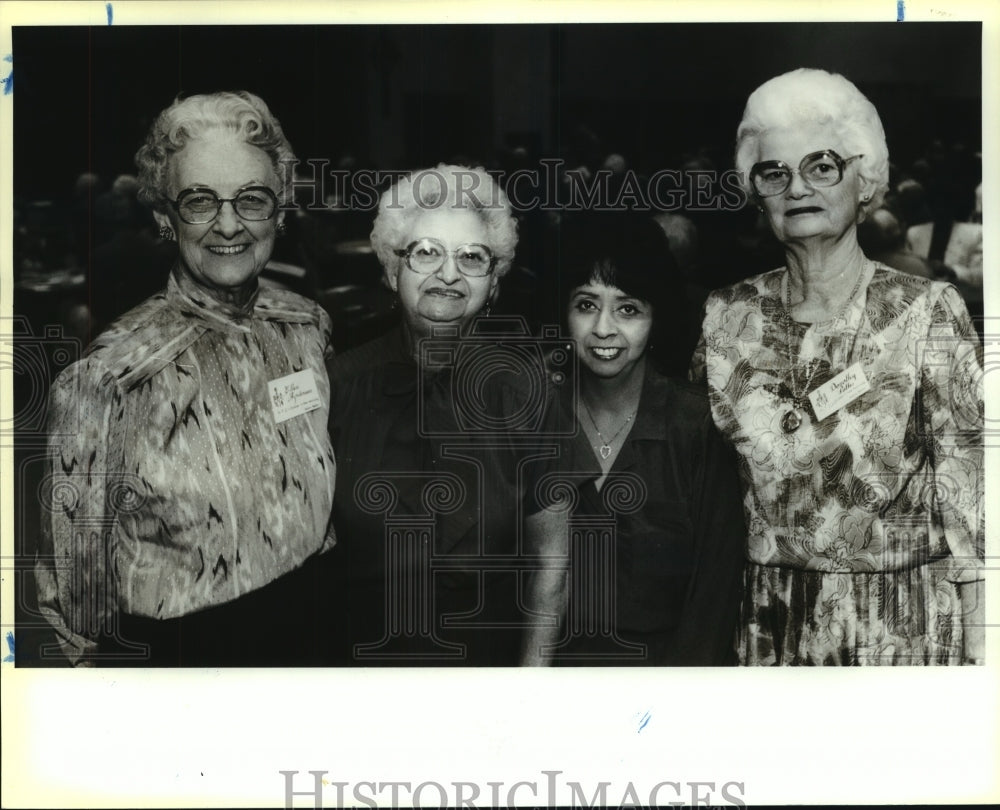 1991 Press Photo Ellen Anderson with Other Lady's Auxiliary Members - saa00767 - Historic Images