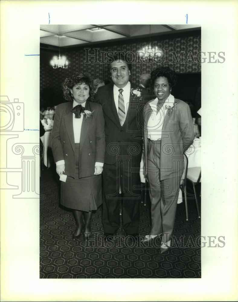 1992 J. J. Amaro at San Antonio JayCees Awards Dinner with Others - Historic Images