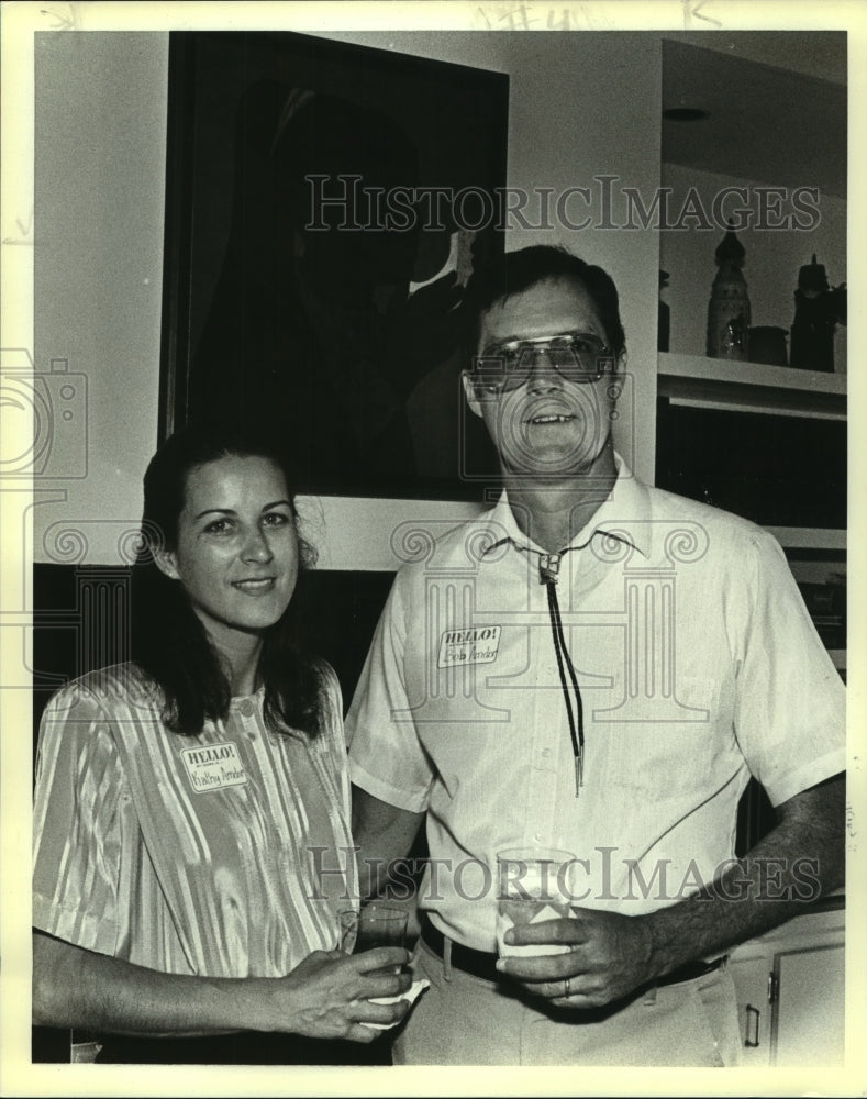 1988 Press Photo Bob Amdor, Superintendent of San Antonio Mission National Park - Historic Images