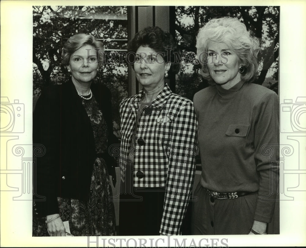 1990 Press Photo A trio of Charity Ball Association officers - saa01045 - Historic Images