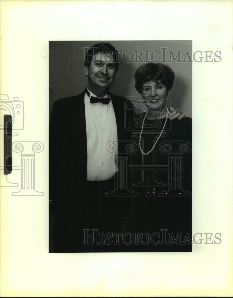 1988 Press Photo Citizens United benefit speaker Rev. Gene Allen and wife Sandy - Historic Images