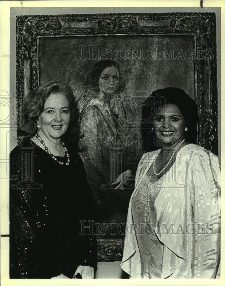 1988 San Antonio Festival Pola Negri Evening event - Historic Images