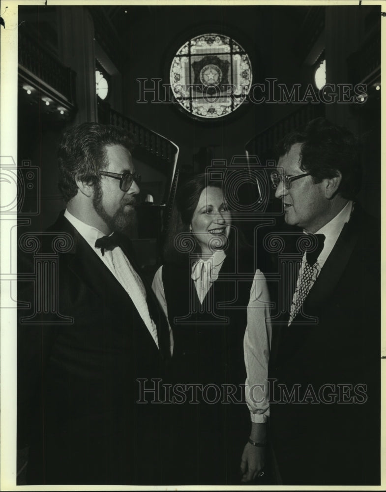 1985 Texas Bach Choir event attendees at Southern Pacific depot - Historic Images