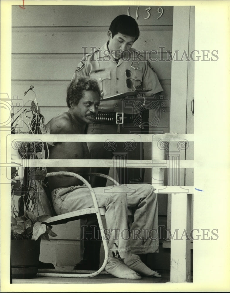 1983 Murderer Thomas Alford in custody - Historic Images