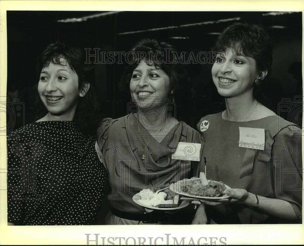 1986 Press Photo The Arias at Hispanas Unidas reception at Municipal Auditorium - Historic Images