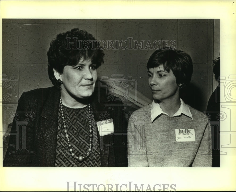 1985 Press Photo Diana Adams ad Jana Melton, Citywide Network - saa01362 - Historic Images