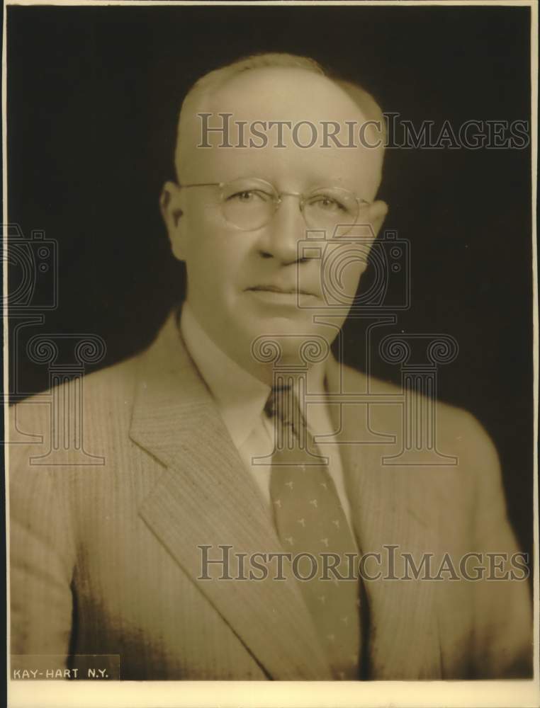 Press Photo Lennell Bartlett of Bartlett Engineers - saa01455 - Historic Images