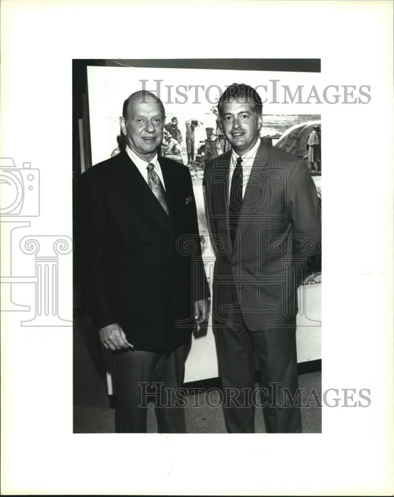 1994 Press Photo Sam Barshop and Barry Brickman at Institute of Texas Cultures - Historic Images