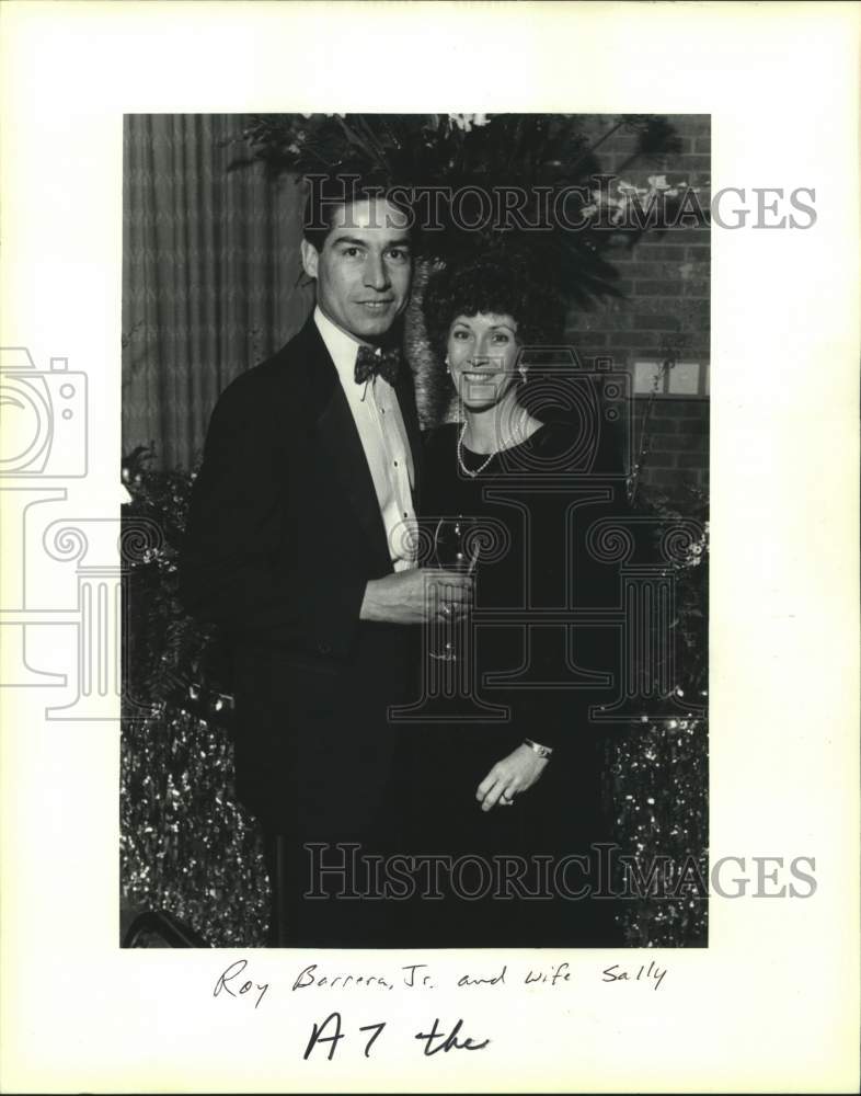 1987 Press Photo Roy Barrera Jr. and wife Sally at San Antonio Blue Santa Ball - Historic Images