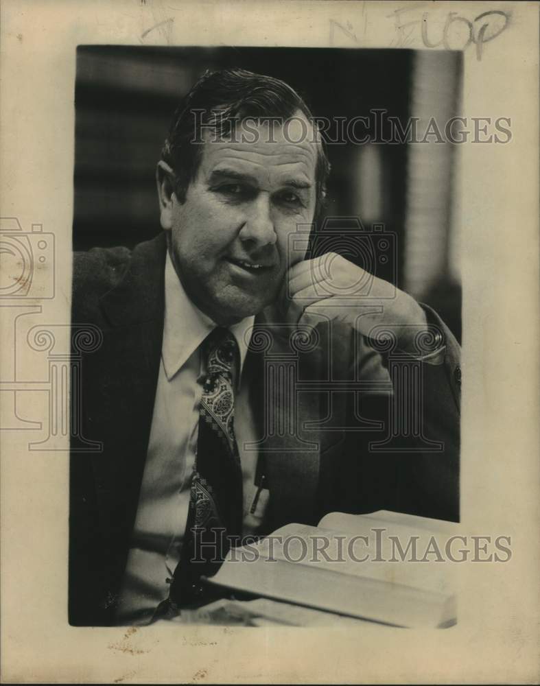Press Photo Judge Charles Barrow - saa01548 - Historic Images