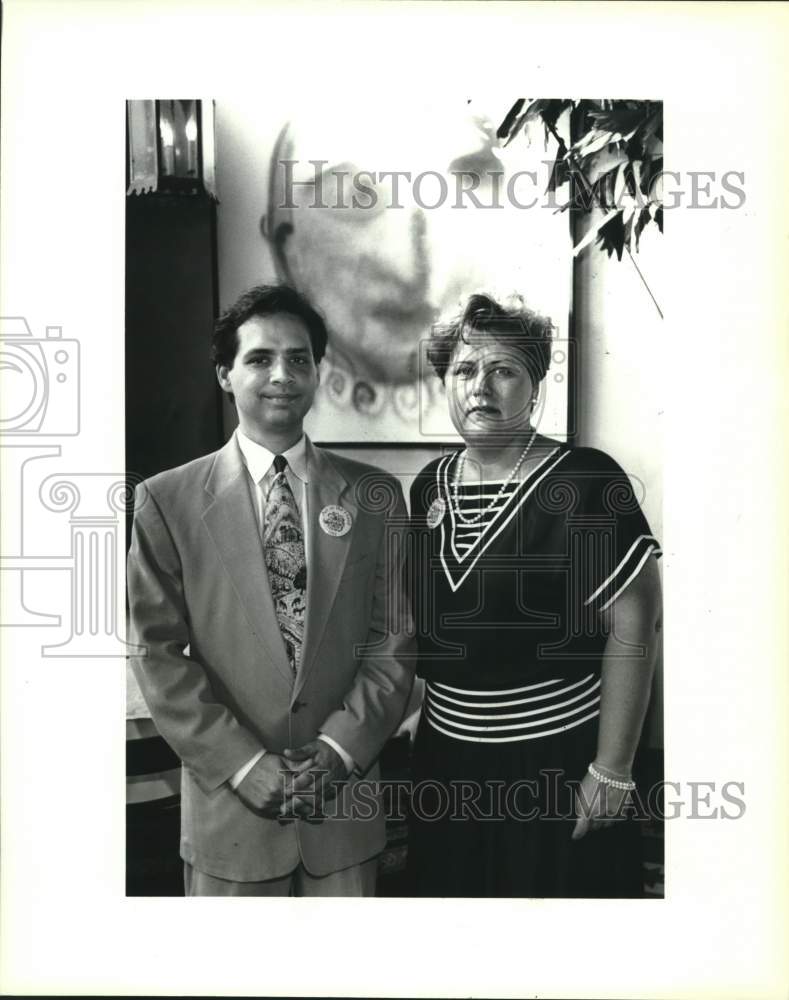 1994 Press Photo Oscar Alvarado and Kathleen Mansmann, Art in the Hood party - Historic Images