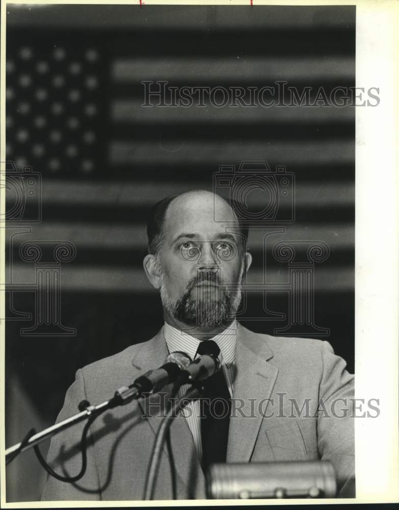 1988 Press Photo John D. Baines at La Villita - saa01660 - Historic Images