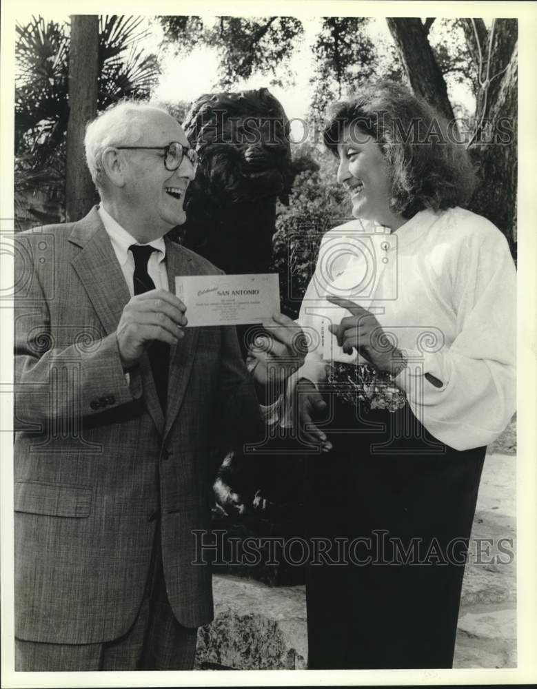 1989 Press Photo North San Antonio Chamber of Commerce monthly mingle at the zoo - Historic Images