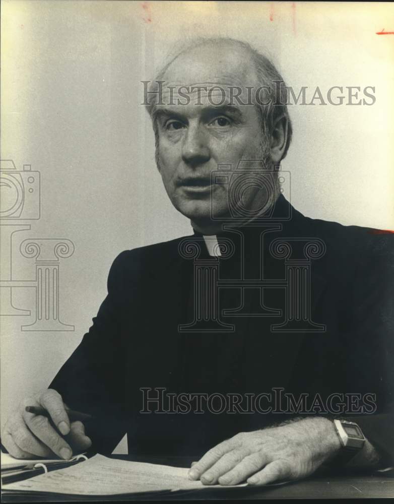 1979 Press Photo The Reverend Emanuel Ballard, O.M.I., Oblate Missions director - Historic Images