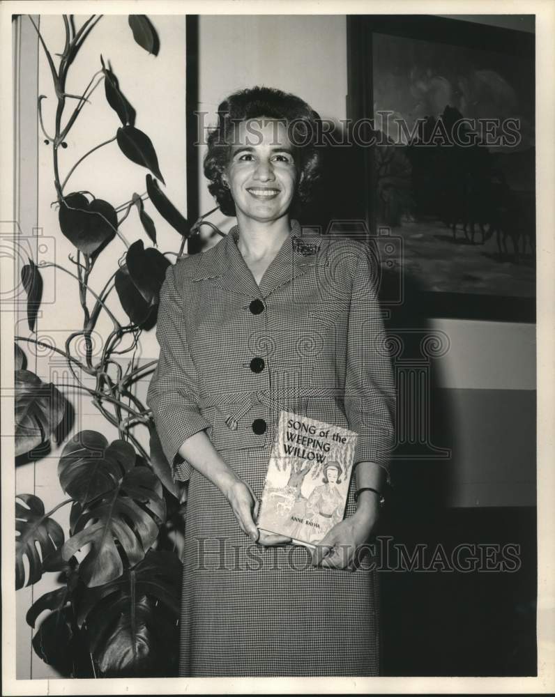 Mrs. Anne Bayha, author of "Song of the Weeping Willow," Texas - Historic Images