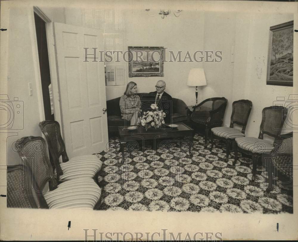 1975 Mayor Charles Becker and Woman in Sitting Room - Historic Images