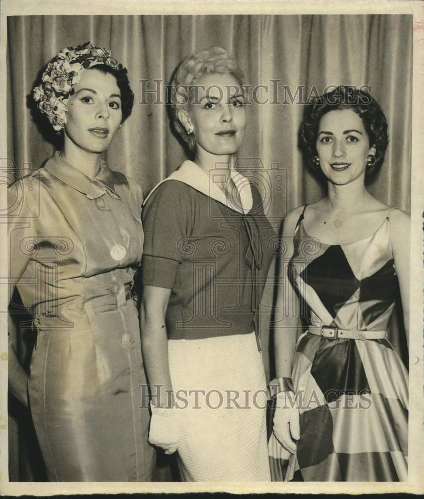 1959 Press Photo Opti - Mrs. Models, Texas - Historic Images