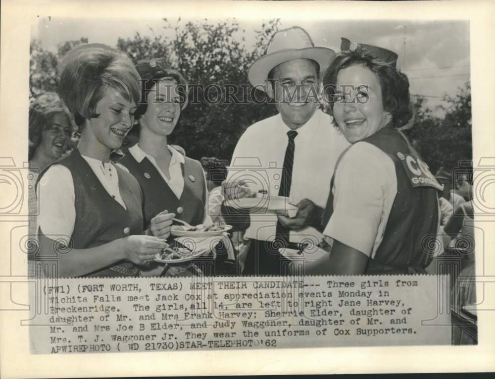 1962 Jack Cox at appreciation event with Cox supporters, Texas - Historic Images