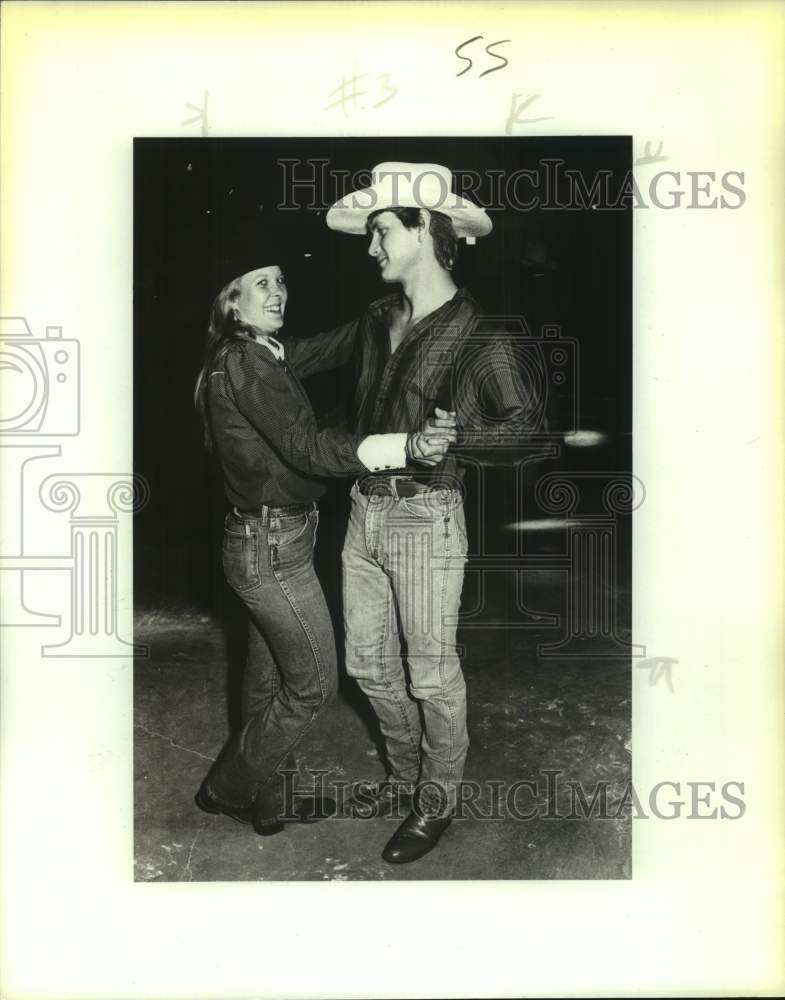 1987 Press Photo Starry Williamson, Rusty Clark, Cold River Cattle Company Party- Historic Images