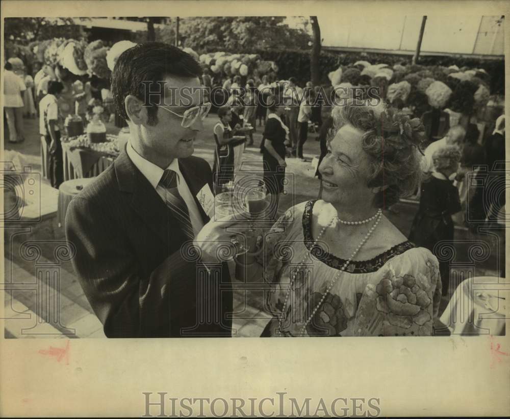 1982 Ron Derner, Vivian Hamlin, Renovated La Villita Opening Party-Historic Images