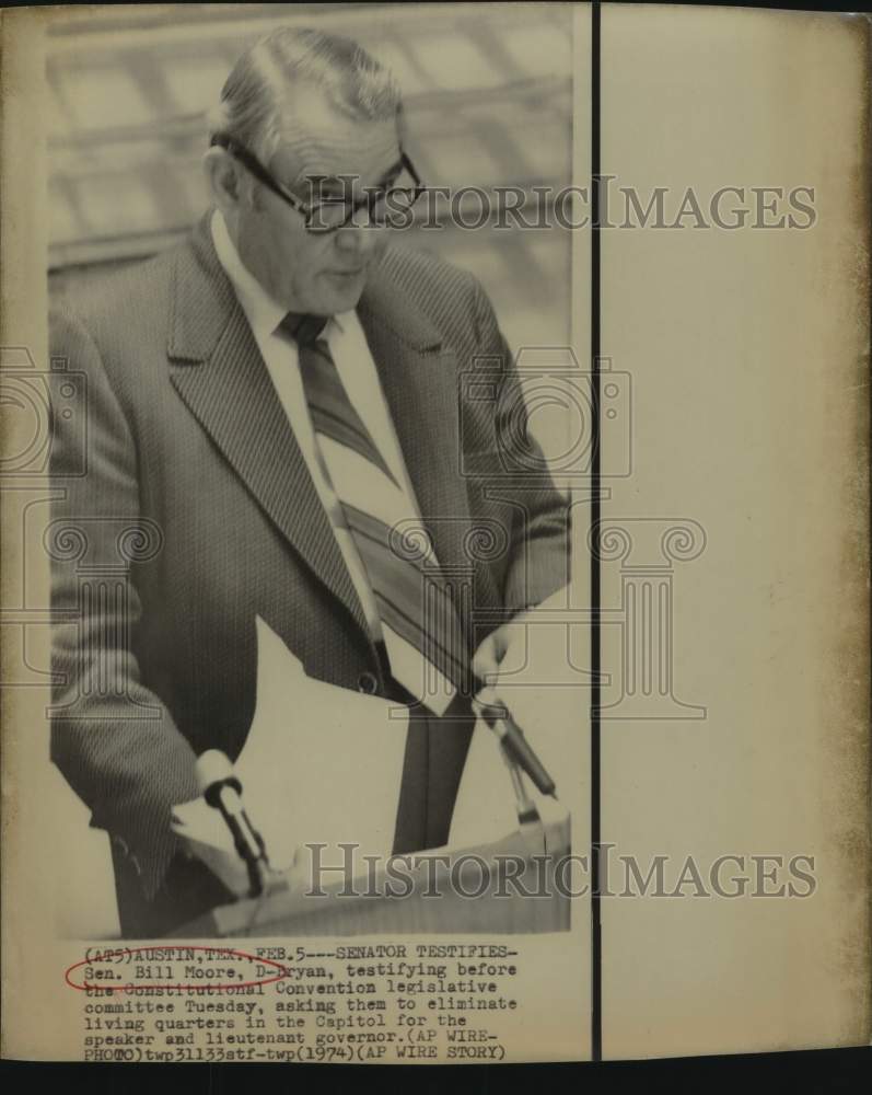 1974 Press Photo Senator Bill Moore testifying before Constitutional Convention - Historic Images