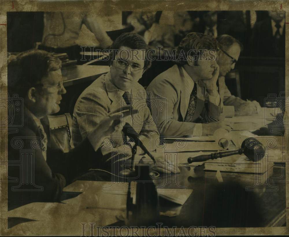 1974 Texas State Representative Milton Fox converses at Meeting - Historic Images