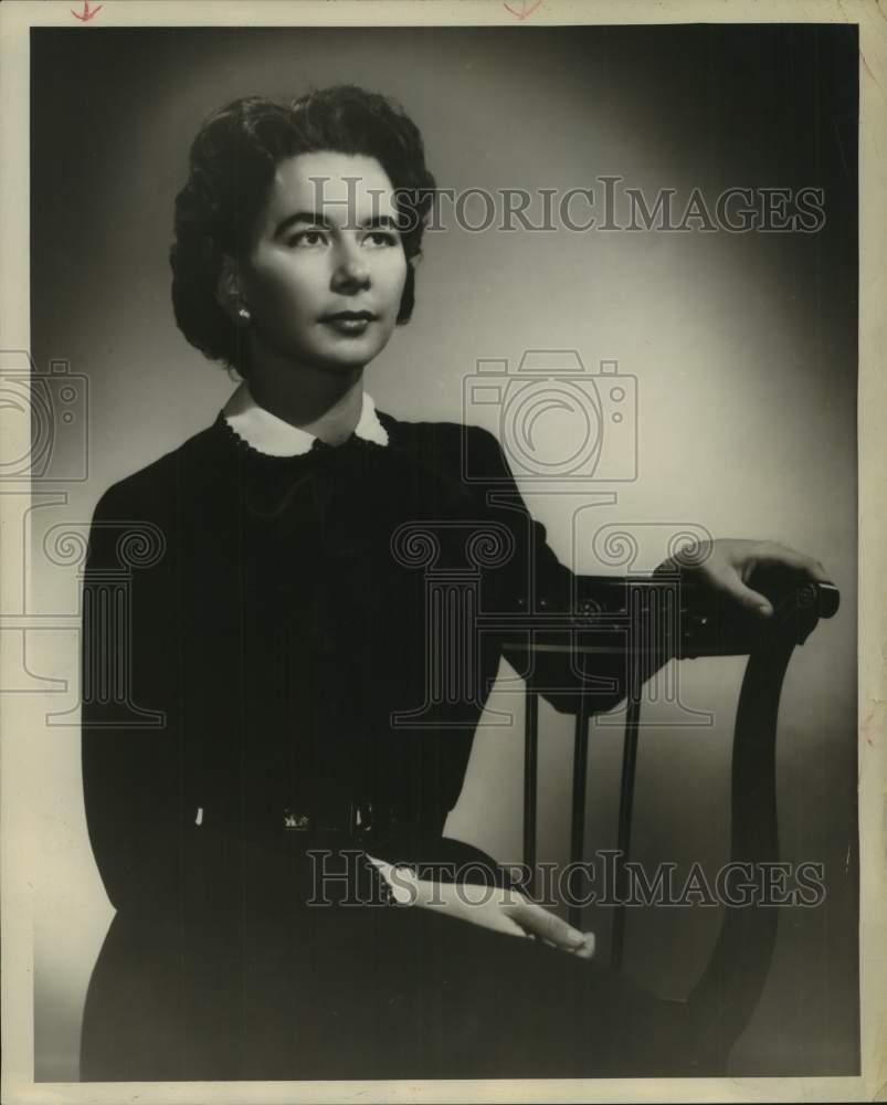 1954 Miss Linda Nixon - Historic Images