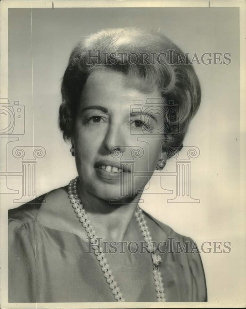 1964 Miss Jean Orlin, Charles of the Ritz' Stocking Consultant - Historic Images