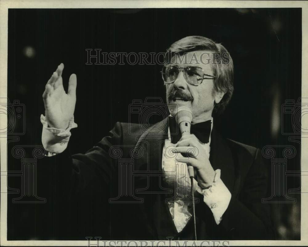 1979 Press Photo Gary Owens, Television Emcee on &quot;The Muppets Go Hollywood&quot;- Historic Images