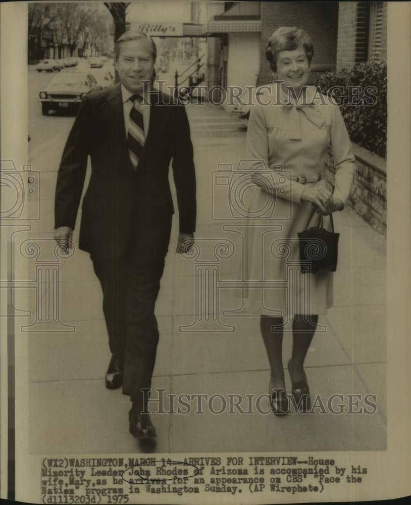 1975 Press Photo House Minority Leader John Rhodes and wife Mary, Washington - Historic Images