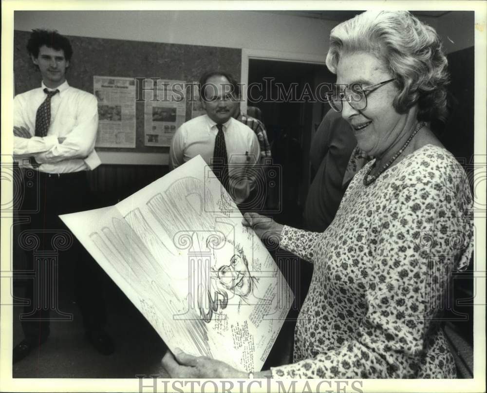 1994 Press Photo Evelynn Sawyer, Express-News obituary writer, retires, Texas - Historic Images