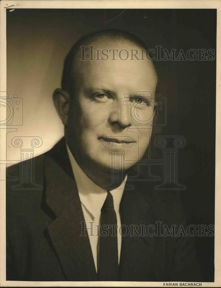 1969 Press Photo Portrait of Willard G. Rouse - Historic Images