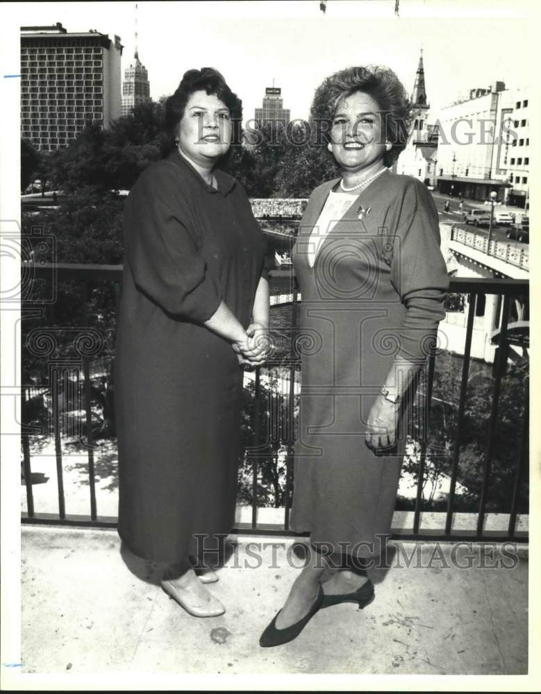 1991 Press Photo Diane Cortez &amp; Sylvia G. Rodriguez, Style Show Benefit, Texas - Historic Images