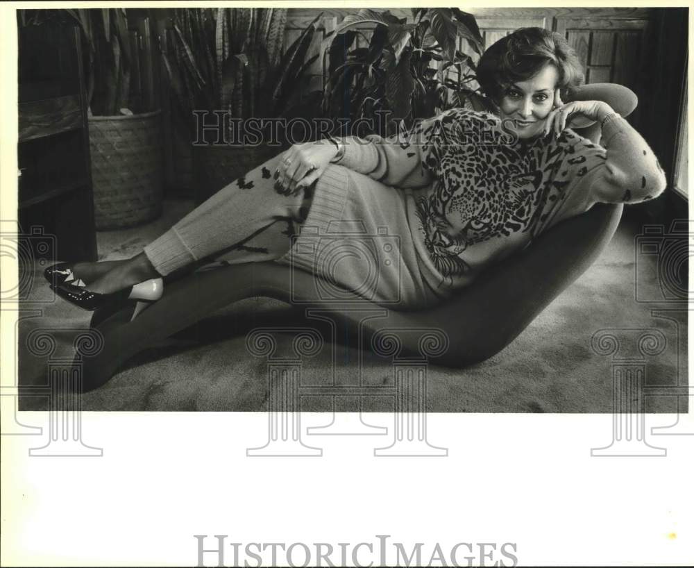 1985 Portrait of Linda Rosenberg, Texas - Historic Images