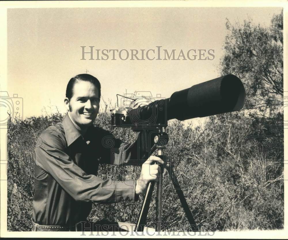 Press Photo Wildlife photographer Perry Shankle, Jr. - Historic Images