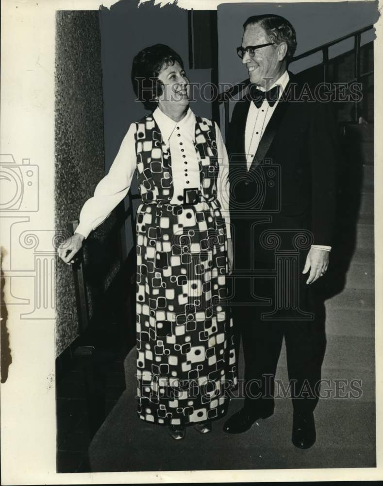 1972 Press Photo Doctor and Mrs. S. Perry Post at medical dinner, Texas - Historic Images