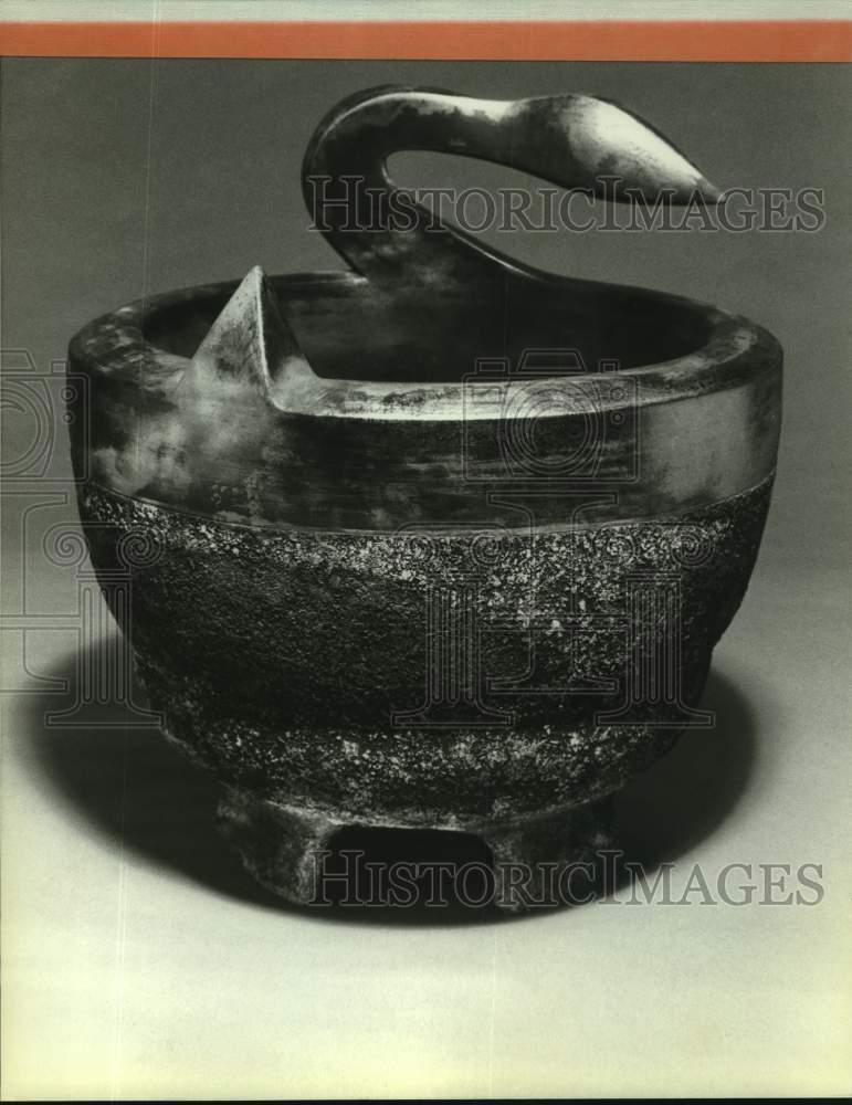 Press Photo Ceramic Caldron by James C. Watkins - Historic Images