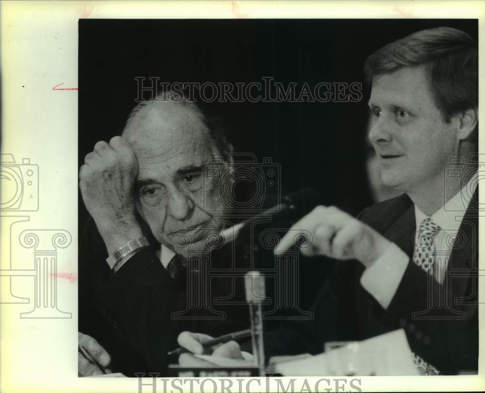 1989 Henry B. Gonzalez and Steve Bartlett at S &amp; L Hearings, Texas-Historic Images